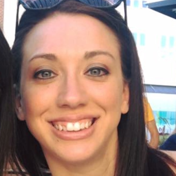 Meet your Posher, Allie - Picture 1 of 1